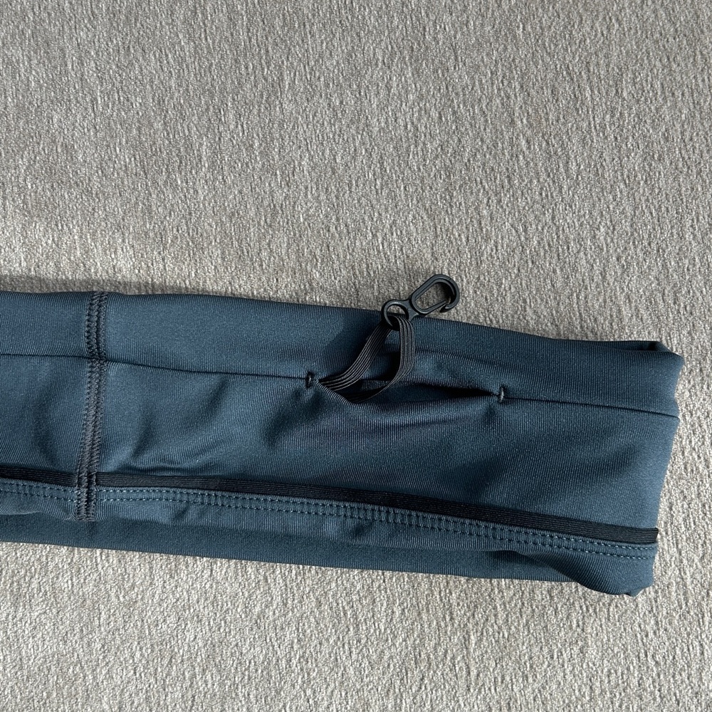 FlipBelt Gray Running Belt Size Large - Picture 6 of 10